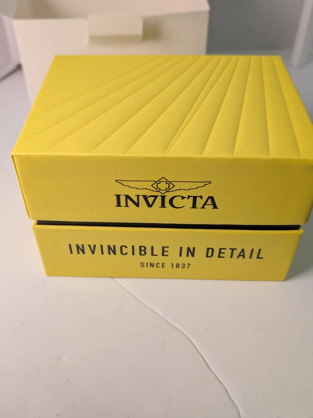 Invicta Green Dial with Green Silicone Strap and Gold-Tone Case